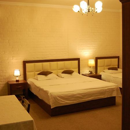 Usman Hotel Samarkand Exterior foto