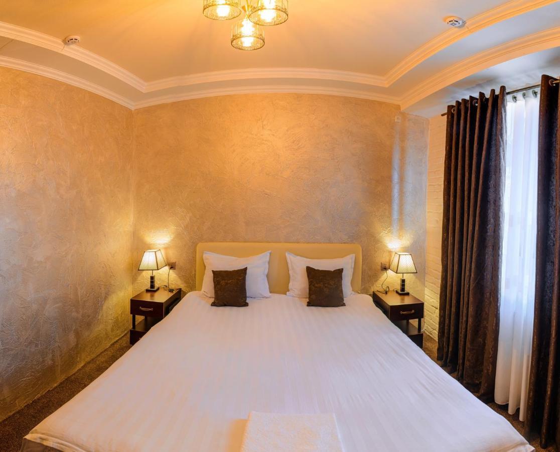 Usman Hotel Samarkand Exterior foto