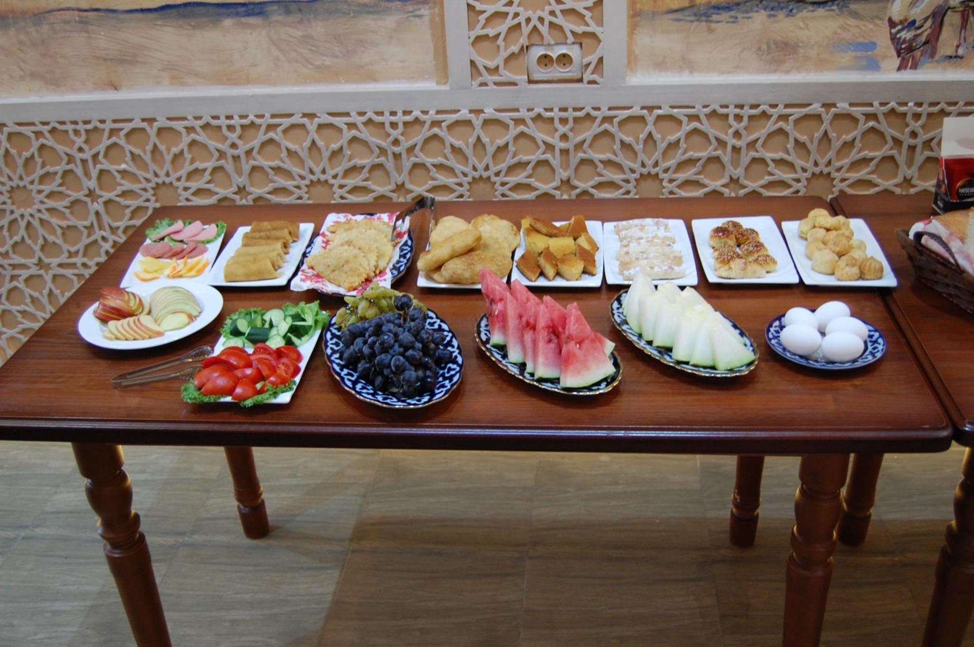 Usman Hotel Samarkand Exterior foto